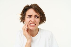 Learn how to manage oral appliance side effects like jaw soreness